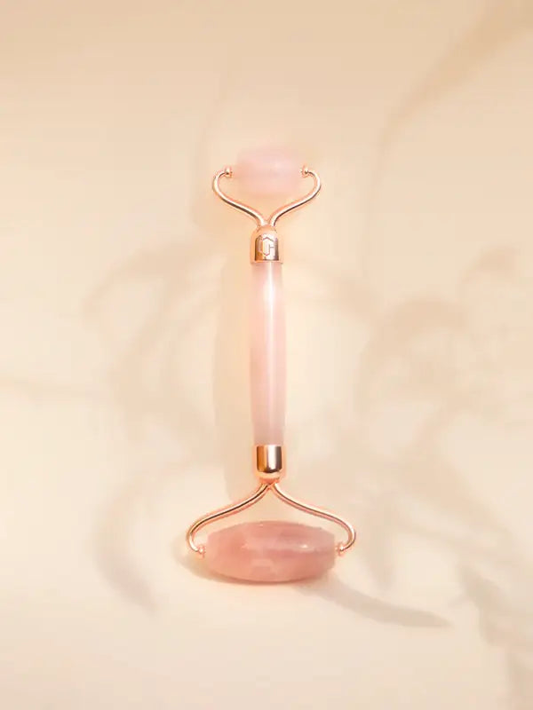 ILLŪMEN LED Light Therapy Device
